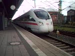 ICE1003 von Warnemnde nach Mnchen Hbf.bei der Ausfahrt im Rostocker Hbf.(09.08.08)