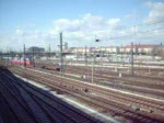 ICE Baureihe 415 in Doppeltraktion fahren als ICE 1557 Saarbrcken Hbf - Dresden Hbf mit Versptung in den Dresdener Hbf,planmige Ankunft war 14:02 Uhr aber wegen technischer Probleme am Fahrzeug waren es 40 Minuten spter,aufgenommen am 26.03.2008