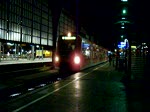 425 088 bei der Ausfahrt aus dem Hauptbahnhof Karlsruhe als S-Bahn Rhein-Neckar Linie S3 am 6.11.2009