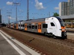 RE 11 (Abellio 462 ?) als Vorlauf des RRX begegnet am 26. Februar 2019 seinem Gegenzug bei der Fahrt durch Bochum in Höhe des Abzweigs Prinz von Preußen.