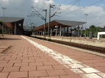 Ausfahrt des IC2151 nach Berlin Gesundbrunnen mit der  Bahn Azubis gegen Hass und Gewalt  Lok.