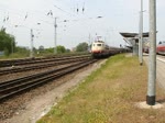 103 184-8 mit TEE von Koblenz Hbf nach Ostseebad Binz bei der Ausfahrt im Rostocker Hbf.(11.05.2011)
