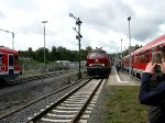 Anläßlich des Bahnhoffestes Bad Laasphe vom: 29.8.09 bis 30.8.09 wurden für die sonst fahrenden Regionalbahnen RB-23611,RB-23619,RB-23627 ehemahlige Rheingoldwagen(frühere Strecke: Hoeck van