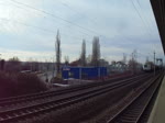 Ein Güterzug bespannt mit einer Captrain Lok durchfährt den S - Bahnhof Dresden Dobritz in Richtung Pirna. 09.03.2017