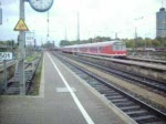 Baureihe 152 fahren mit dem Albatros Express durch den Hauptbahnhof Augsburg Richtung Nrnberg,aufgenommen am 03.10.2008 - 08:15 Uhr