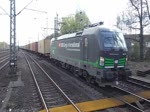 ELL 193 210 unterwegs für SBB Cargo fährt in Hamburg-Harburg ein und kommt vor einem Roten Signal zum stehen 20.4.2016