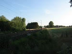 Eine ES 64 von BoxExpress mit Containerzug zwischen D�lmen und M�nster, am 24.06.09