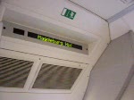 Wir befinden uns im RE 38024 der Linie RE 1 nach Magdeburg Hbf und sehen und hren das der nchste Halt Potsdam Hauptbahnhof angekndigt wird. 08.12.07