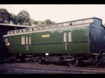 Restaurierungsarbeiten am Postwagen 3912 Mainz (Post 3a) im Eisenbahnmuseum Bochum in den Jahren 1976 und 1977.