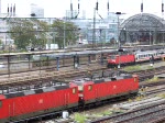 Dieses Video ist lngst Geschichte die Baureihe wohl auch,die Franken Sachsen Magistrale Dresden Hbf - Nrnberg Hbf mit IC zu befahren,zu sehen BR 143 am 29.05.2006 mit IC Wagen bei der Ausfahrt in Dresden Hbf Aufnahmezeit 10:20