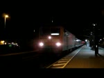 143 847 verlsst am 04.November 2011 mit einer 4-teiligen RB nach Saalfeld(S) den Bahnhof Kronach. Der Zug bestand aus 3 modernen n-Wagen und einem Wittenberger Steuerwagen. 