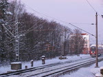 Das war eine Begebenheit. Ein RE 2  starb  in Knigs Wusterhausen und somit kam der nchste dann von hinten heran um Schubhilfe zu geben. Beide zusammen durchfahren hier Bestensee mit + 90 und + 30! Ich bitte das Wackeln zu entschuldigen.