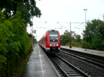 Ein RE nach Bayreuth und Hof verlässt Bad Staffelstein in Richtung Lichtenfels.