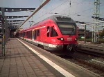 RE33215 von Rostock Hbf.nach Sassnitz kurz vor der Abfahrt im Rostocker Hbf.(27.09.08)