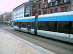 Auf diesem Video verlsst die Saarbahn die Haltestelle Landwehrplatz. Die Aufnahme des Videos war der 26.01.2009.