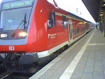 Eine Regionalbahn nach Bremen mit einer unbekannten Br111 (man beachte den Sifa frei-Sound) und ein gemischter Güterzug Richtung Oldenburg  mit der Br145 007-1 nach Oldenburg (mit Ansage)    