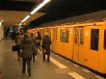 Die U2 hat die Endstation Pankow erreicht und fhrt nun ohne Fahrgste aus.