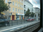 Mitfahrt in der Straßenbahnlinie 12 zwischen den Haltestellen Antonplatz und Albertinenstraße.(25.7.2010)