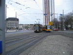 Die Köstritzer Partybahn 1138 auf der Linie 1/Lausen, LeoLiner 1315 auf der Linie 12/Gohlis-Nord, NGT8 1126 Citroen auf der Linie 16/Lößnig und Solaris Urbino 12 auf der Linie 89.