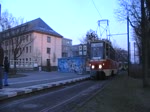 Ausfahrt des KT4D 001, der an diesem Samstag als Weihnachtszug vom Potsdamer Hauptbahnhof ber den Weihnachstmarkt an der Brandenburger Strae nach Bornstedt pendelte.