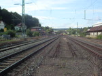 Zwei 612er fahren im August 2009 als RE Saalfeld-Hof/Bayreuth in Kronach ein.