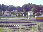Eine Regionalbahn nach Naumburg (Saale) Hbf verlsst am 27. Juni 2010 den Bahnhof in Kronach.