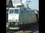 185 548-5 muss mit ihrem Getreidezug in Richtung Sden in Eichenberg einen Signalhalt einlegen.
