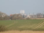 Mit ein paar lauten Vgel im Hintergrund wurde 643 117-4(OLA-VT 0010)als OLA 79759 von Rostock Hbf nach Gstrow in Gragetopshof.