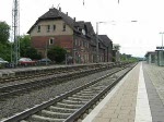 RBH Doppeltraktion bestehend aus Lok 102 (143 069-3) und Lok 106 (143 286-3) vor einem Kesselwagenzug in Fahrtrichtung Kassel durch Eichenberg.