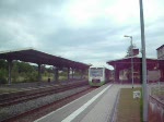 Ausfahrt der STB in Eisfeld. Zug fhrt ber 
Sonneberg nach Neuhaus. (06.07.08) 
