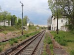 232 356 und 155 222 (WFL) fuhren am 03.05.20 einen leeren Holzzug durch Pößneck oberer Bahnhof nach Triptis.