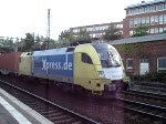 Ausfahrt des DGS 59074 gezogen von ES 64 U2 - 062  boxXpress.de  nach Waltershof (AWHO). 15.05.07