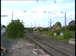 Einfahrt der ME 146-14 mit einem Metronom nach Uelzen. Und eine Durchfahrt eines ICE durch den Bahnhof Lneburg am 29.5 Gru an den TF des Metronoms !