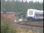 Eine NOB fuhr am 10.10 durch Morsum die schwarze MRCE 223 schob die NOB nach Hamburg-Altona.
