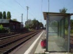 Eine BR 185 der TX Logistik in Maintal Ost mit lauter Fercam LKW Trailer.