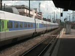 TGV 4404 und 4412 verlassen den Bahnhof Strasbourg, um ihre Reise nach Paris Est fortzusetzen.