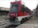 Pesa lieferte 2008 der Ferrovie Sud Est (FSE) die Dieseltriebwagen ATR 220, mit denen auch die Stecken von Bari ber Martina Franca nach Lecce bedient werden. Die Aufnahmen sind bei der Rundfahrt der DGEG durch Apulien am 16. Oktober 2012 entstanden.