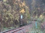 ÖSEK 30.33 am 10.November 2013 als Nebenfahrt Liesing-Waldmühle mit dem SR 17993 beim Km 5.0 kurz vor der Lst.