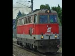In Taxham an der S-Bahnstation begegnete uns die alte Dame 2043 022-9 in Fahrtrichtung Salzburg.
