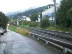 Ein Talent eilt als Regionalzug nach Innsbruck Hbf, kurz hinter dem Haltepunkt Allerheiligenhöfe.