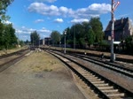 SU4210-005 mit IC 87100/81100  Gałczyński  von Gorzów Wielkopolski nach Warszawa Wschodnia bei abfahrt von Bahnhof Międzyrzecz, 20.05.2020