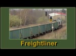 Am frhen Morgen schiebt eine Freightliner Class 66 Lok Splittwagen zur Entladung in den Anschluss des Bahnhofs Pasewalk Ost.