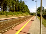 EP07-329 mit einem InterCity aus Kolobrzeg nach Katowice durch Przylep bei Zielona Gora, 8.07.2018