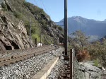 Zwei Re 10/10  schrnzen  einen GZ die Ltschberg-Sdampe hinauf.Bei Lalden am 16.10.2007  