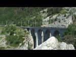 Schweiz 2012 - Am Luogelkin-Viadukt beobachten wir am 5.6.2012 diese beiden  L�tschberger .