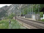 Schweiz 2012 - Die Re 4/4 189  Niedergesteln  bringt am 5.6.2012 einen G�terzug �ber die L�tschberg-Bergstrecke nach Brig.