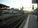 IC bei der Einfahrt von Winterthur am 21.02.07, am Schluss fhrt noch eine Re 6/6 durch.