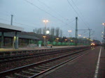 Eine Lok der Baureihe 482 der SBB durchfhrt am 7. November 2009 mit einem Gterzug Hochstadt/Marktzeuln in Richtung Kronach.