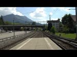 In Schüpfheim fährt am 16.6.2013 der Regioexpress von Bern nach Luzern ein, gezogen von einer Re 4/4, die auf  einem Auge blind  ist.