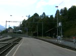 Dampfsonderzug aus Davos trifft im Bahnhof Filisur ein.